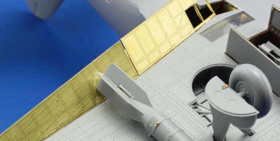 Eduard ED48806 1:48 Sukhoi Su-2 Soviet Light Bomber landing flaps