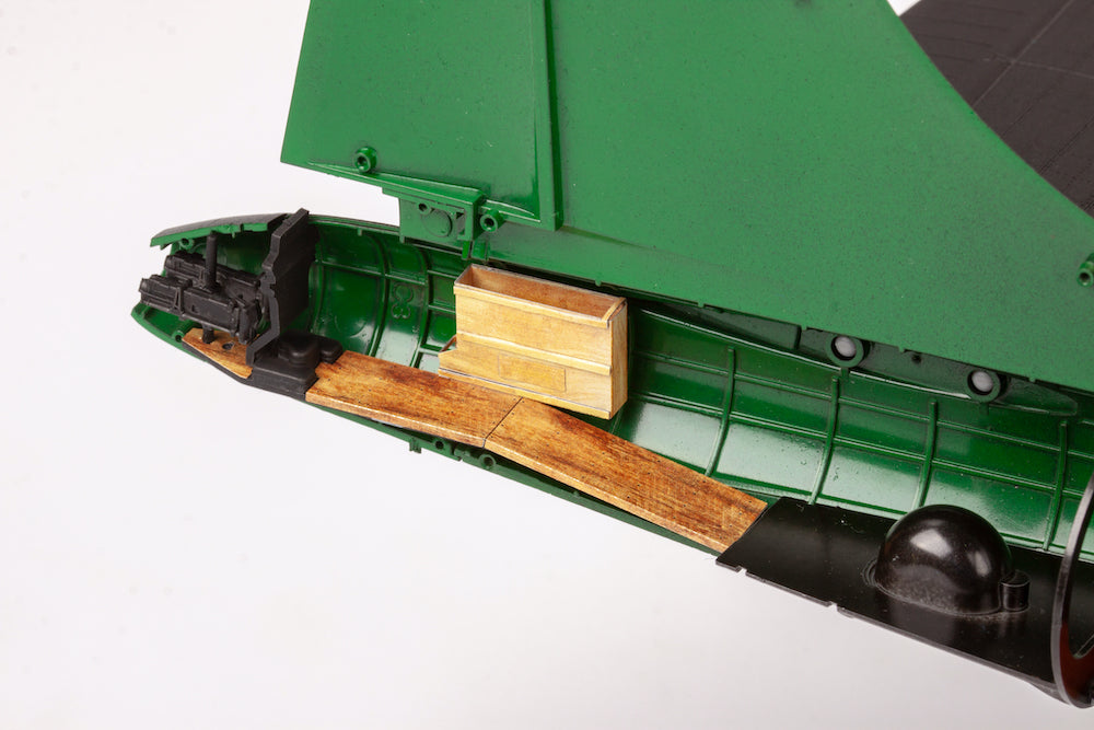 Eduard ED491072 1:48 Boeing B-17G wooden floors & ammo boxes