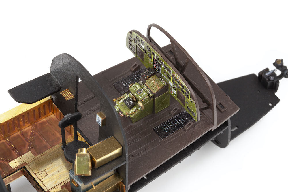 Eduard ED491509 Consolidated B-24D Liberator cockpit & engines 1:48