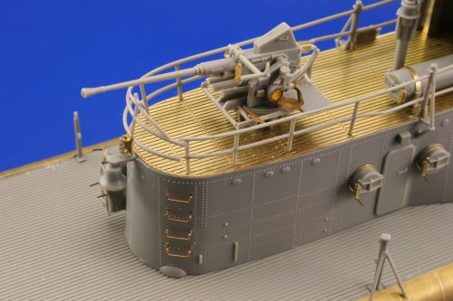 Eduard ED53023 1:72 USS Gato Class submarine