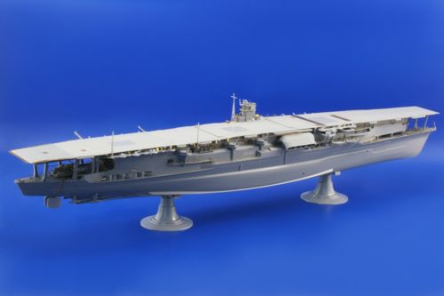 Eduard ED53047 1:350 IJN Akagi Aircraft Carrier 1941