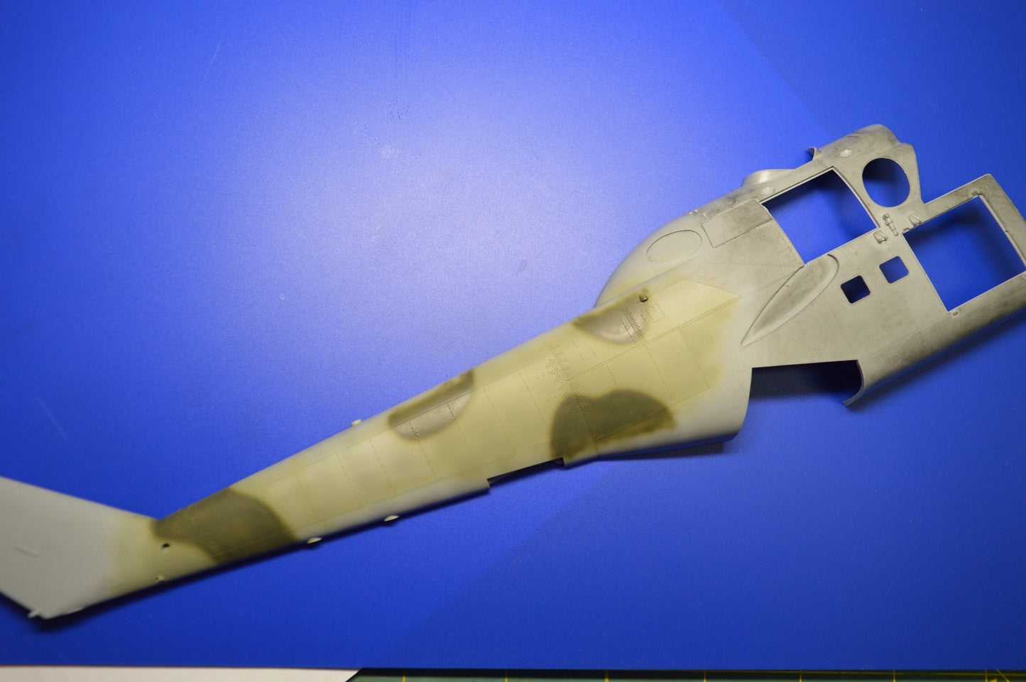 Eduard EDER48001 1:48 Mil Mi-24V positive rivets & surface details