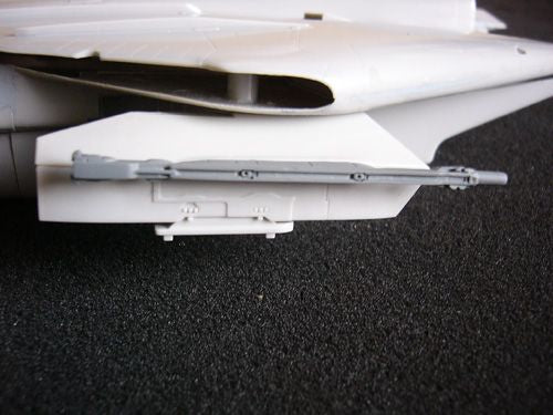 F-4dable Models F4DR48001 1:48 LAU-138 BOL AIM-9 launch rail set
