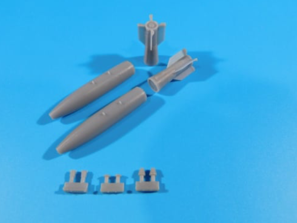 Flying Leathernecks FL32-2003 1:32 Mk-83 1000lb Bombs with BSU-85 fins