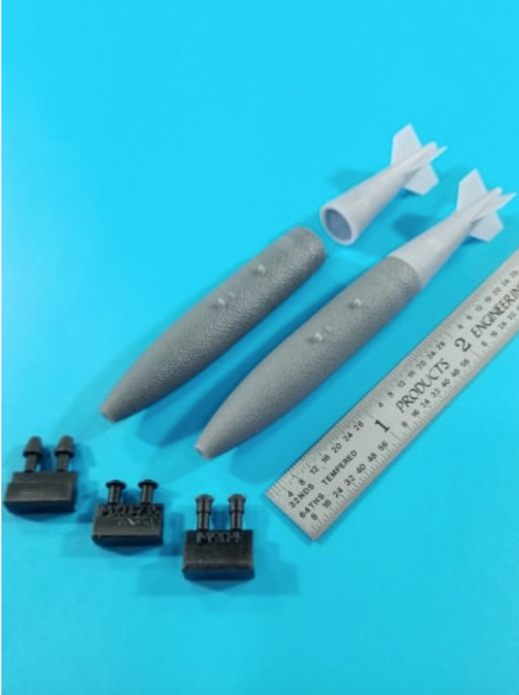 Flying Leathernecks FL32-2022 Mk-83 Thermally Protected Bomb 1:32