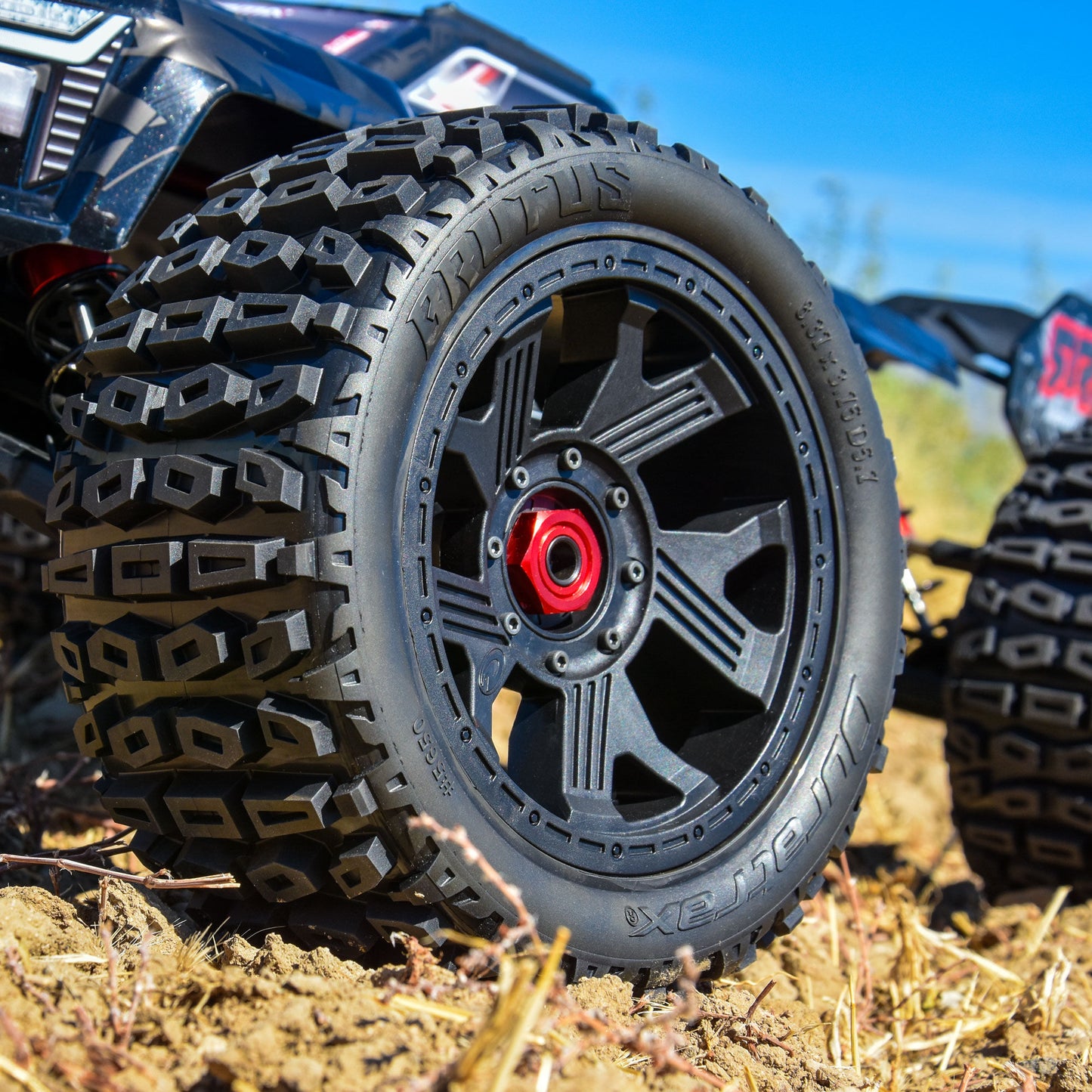 Duratrax Brutus F/R 5.7" Monster Truck Tires MTD 24mm Black Rippe 1:6 DTX565010