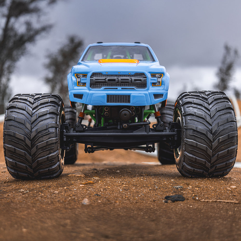 Pro-Line Racing Dreadnaught F/R 2.6" MT Tires (2): LMT 2.0 1:10 PRO1026300
