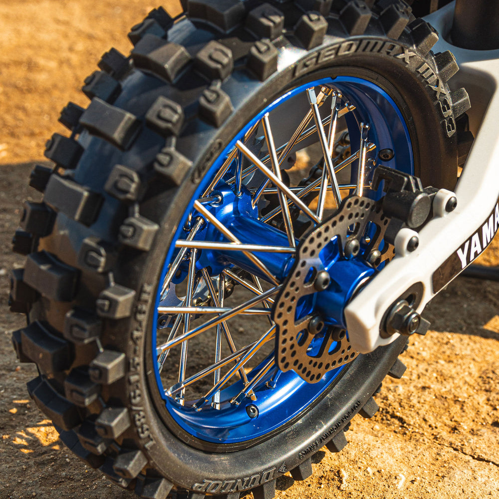 Pro-Line Racing Pro-Spec Aluminum V2 Bead Rear Wheel Blue/Blue 1 1:4 PRO283700T1