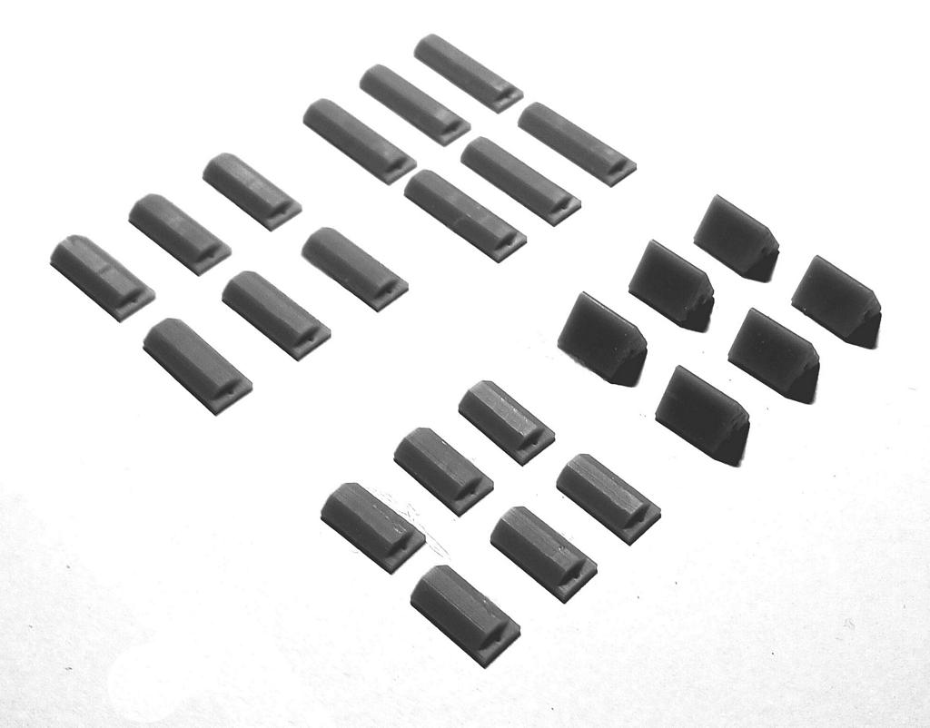 AIM Ground Equipment GE32001 Assorted Modern Wheel Chocks (x24) 1:32