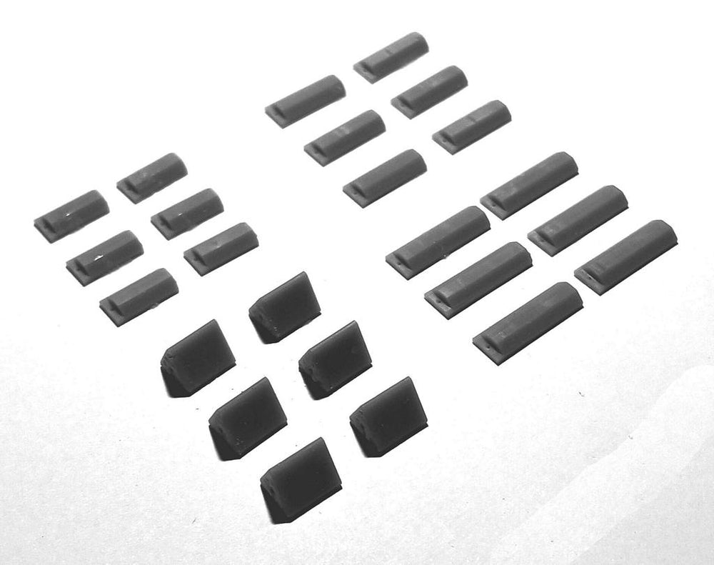 AIM Ground Equipment GE32001 Assorted Modern Wheel Chocks (x24) 1:32