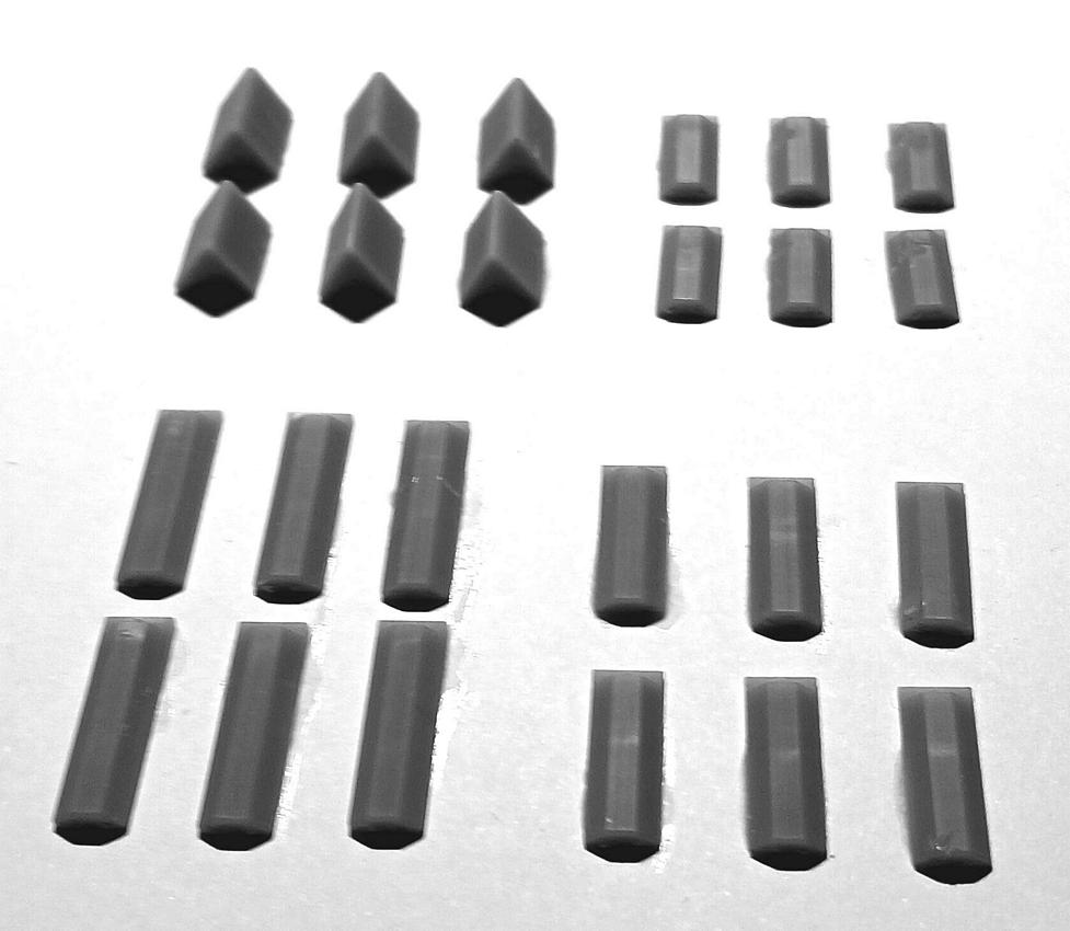 AIM Ground Equipment GE32001 Assorted Modern Wheel Chocks (x24) 1:32
