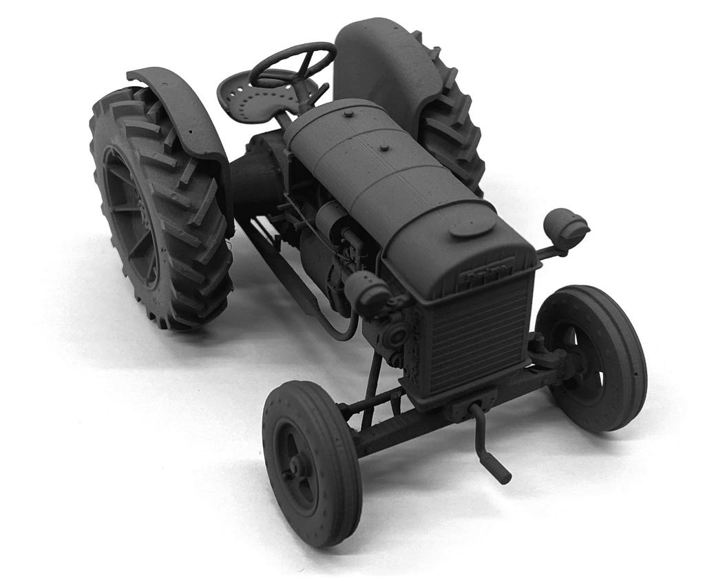 AIM - Ground Equipment GE32165 1:32 RAF Fordson N tractor.