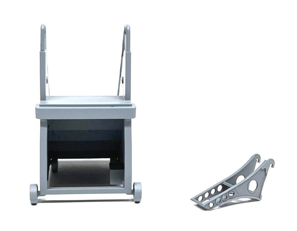 AIM Ground Equipment GE48040 DC-3/C-47/Dakota Passenger Steps 1:48