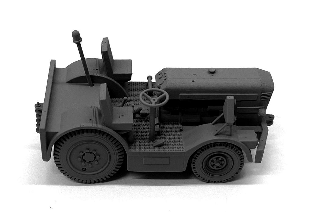 AIM Ground Equipment GE72048 RAF Medium Taskmaster Tractor 1:72
