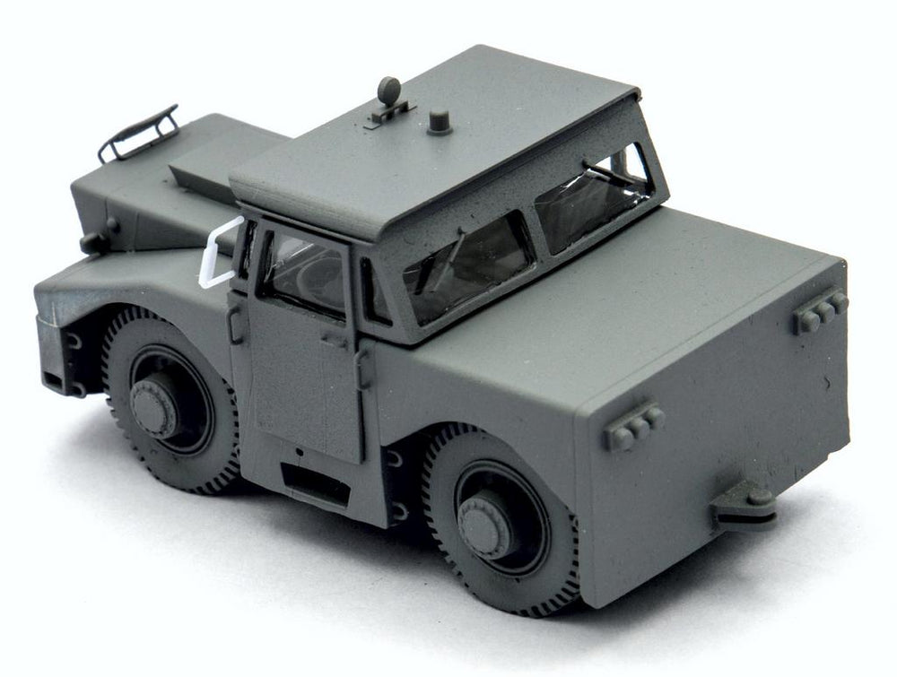 AIM - Ground Equipment GE72090 1:72 USAF T300 Pay Mover tractor with cab