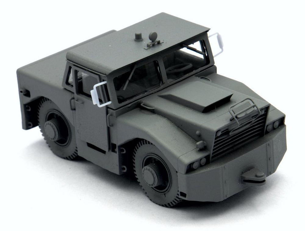 AIM - Ground Equipment GE72090 1:72 USAF T300 Pay Mover tractor with cab