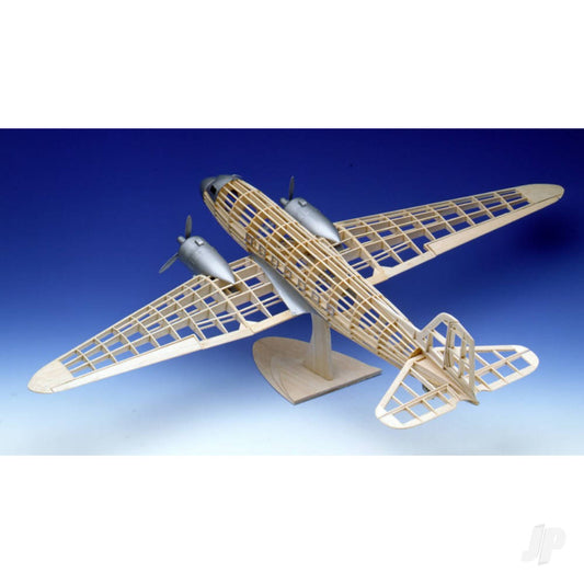Guillow Douglas DC-3 804
