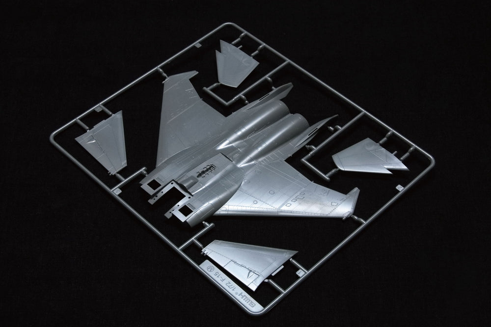 Great Wall Hobby GWHL7201 1:72 McDonnell F-15E Strike Eagle