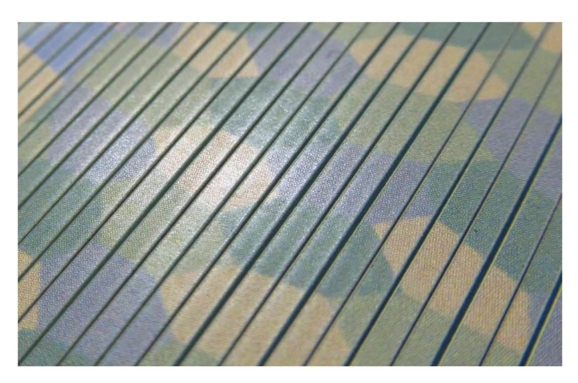 HGW HGW548045 1:48 4 COLOUR LOZENGE