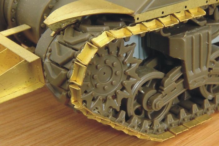 Hauler HLH72060 Sherman Track Duckbills PE Snow Extensions 1:72