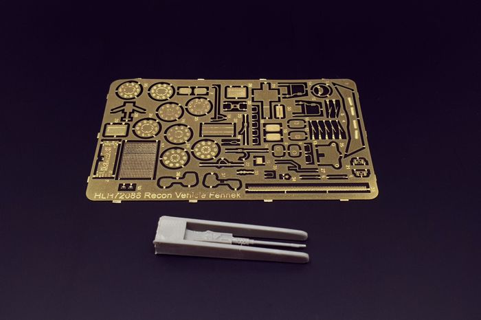 Hauler HLH72086 1:72 Spahwagen Fennek
