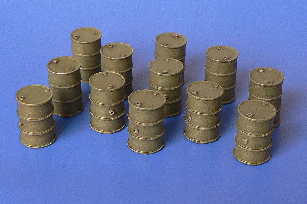 Hauler HLH72118 1:72 Fuel barrels