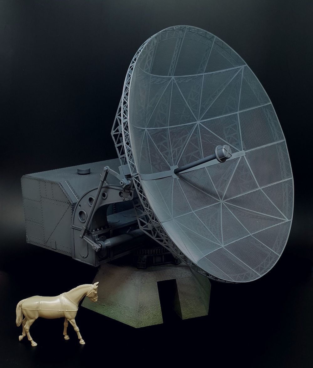 Hauler HLM35005 1:35 FuSE-65 Wurzburg Riese German radar station resin kit