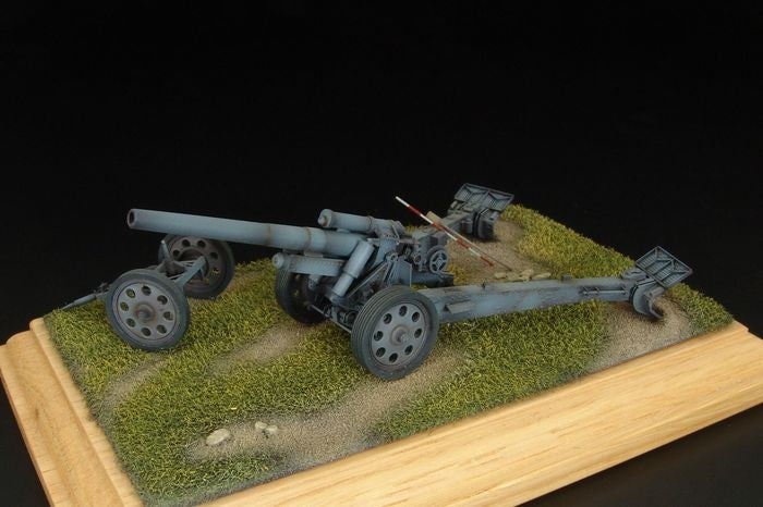Hauler HLP72019 1:72 sFH.18 German howitzer