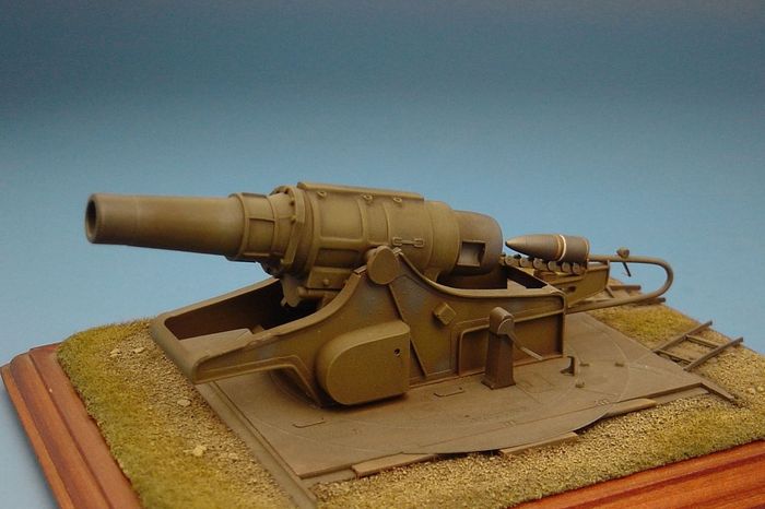 Hauler HLP72028 1:72 42cm Haubitze M.17