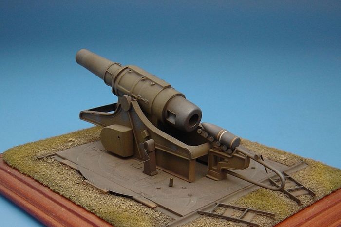 Hauler HLP72028 1:72 42cm Haubitze M.17