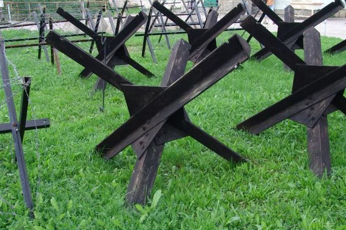 Hauler HLU35097 1:35 metal Anti-tank barriers