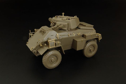 Hauler HLX48376 1:48 British 7ton Humber Armoured Car Mk.IV