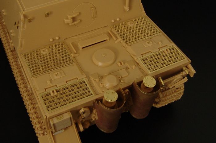 Hauler HLX48384 1:48 Sturmtiger 38cm Assault Mortar