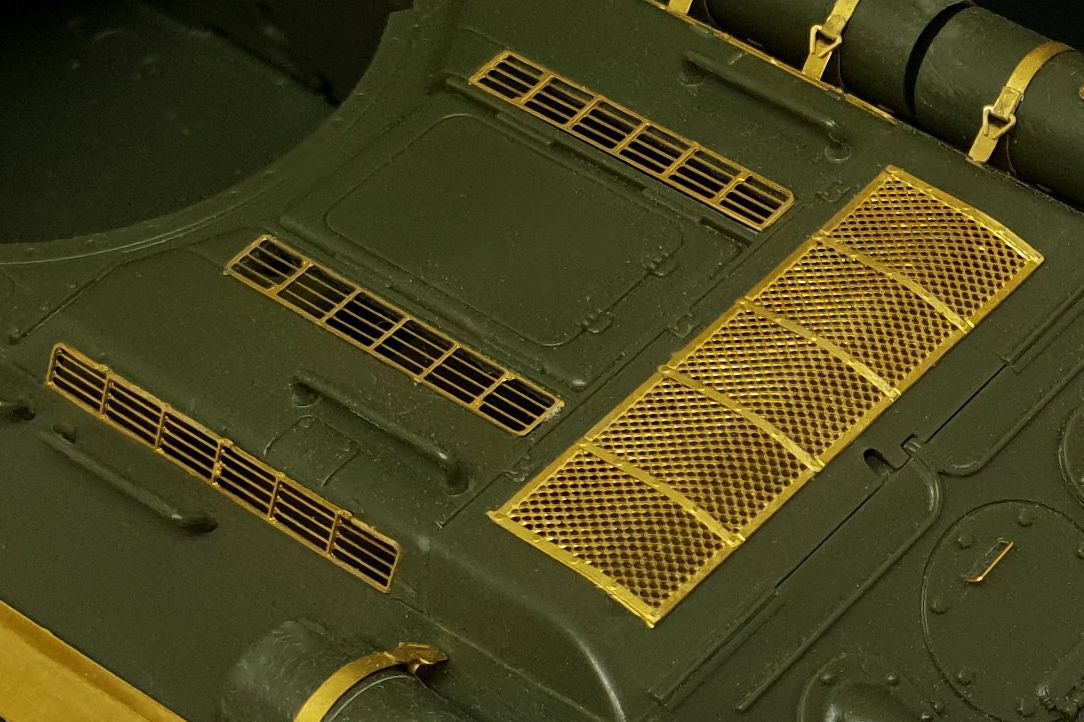 Hauler HLX48403 1:48 Soviet T-34/85 grilles