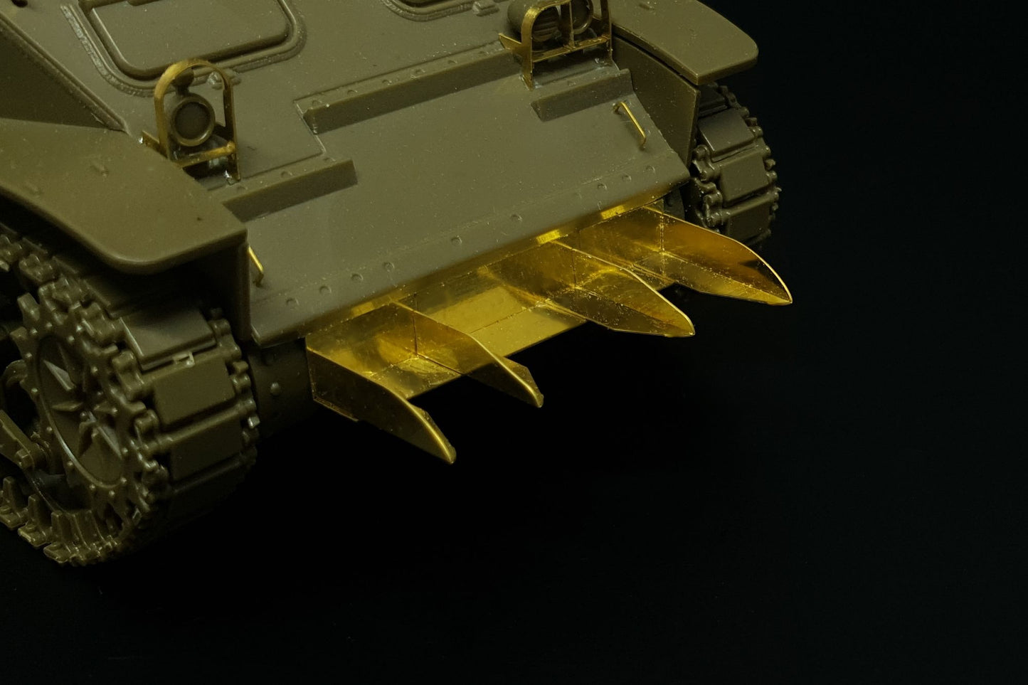 Hauler HLX48409 1:48 U.S.Howitzer M8- Hedgerow cutter