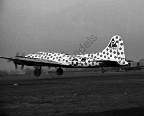 HAD Models HUN48159 1:48 Boeing B-17F Flying Fortress Spotted Cow USAAF