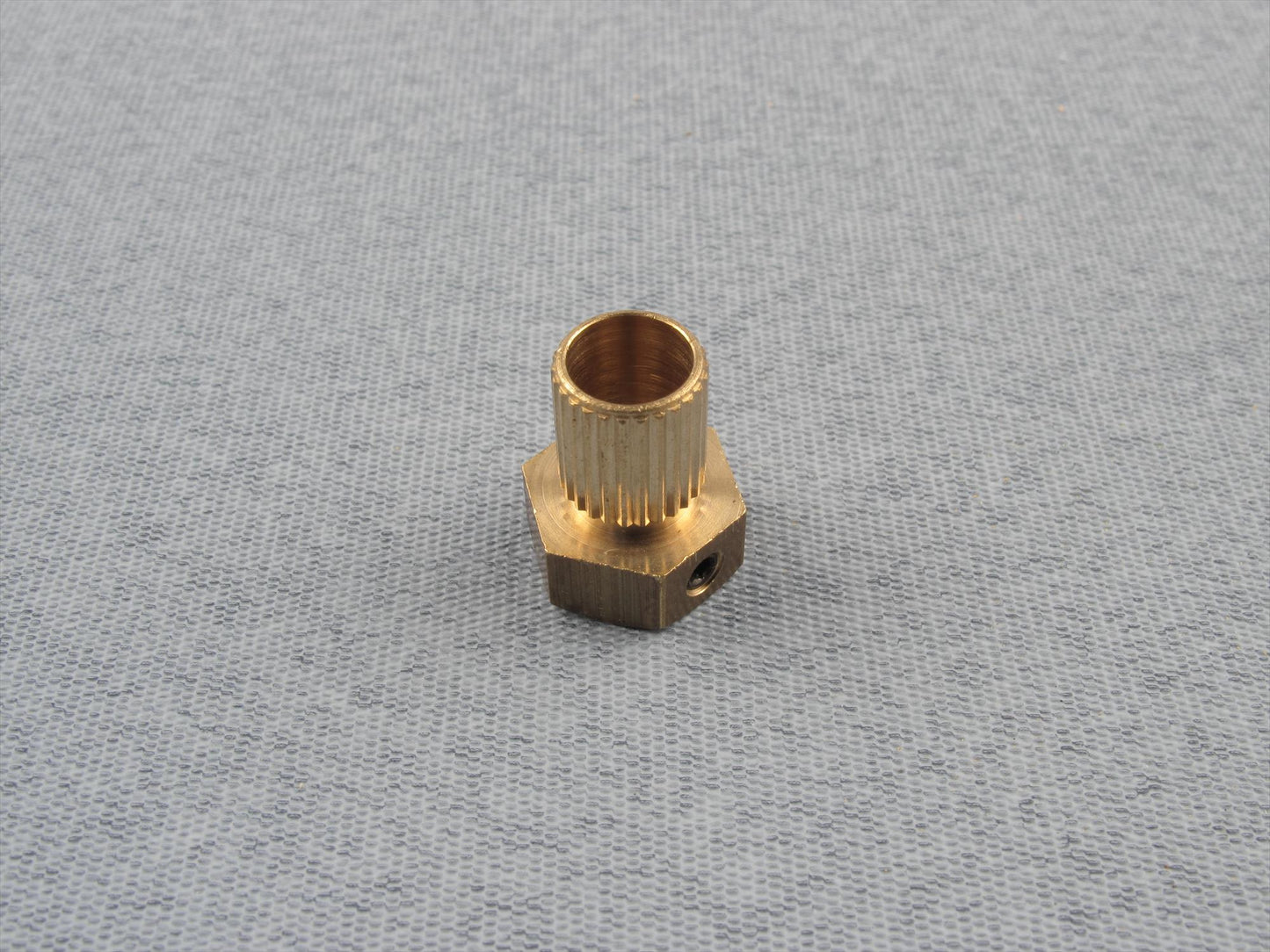 Radio Active Couple - Plain Bore Insert 1/4" RMA5540