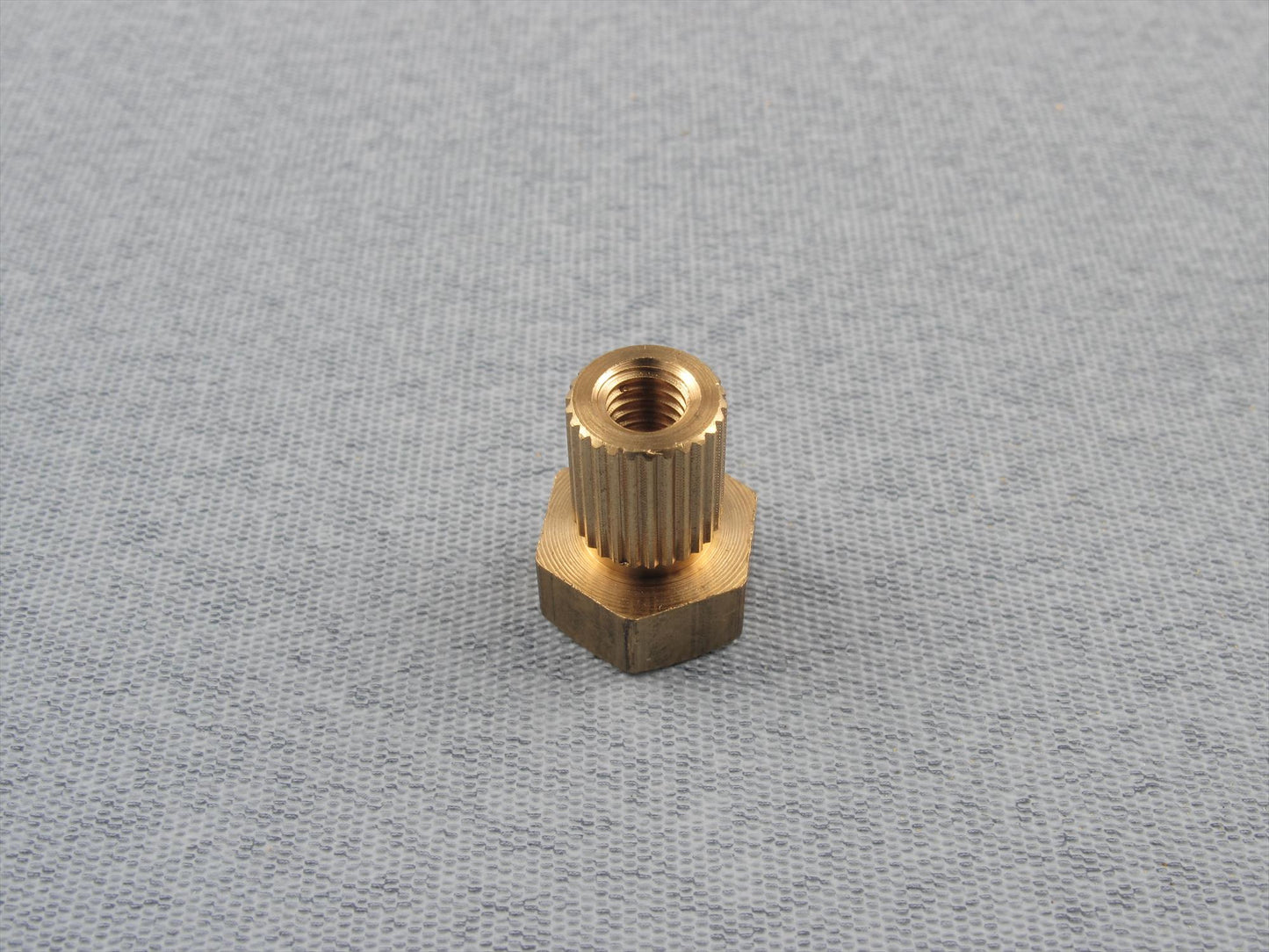Radio Active Couple - Tapped Insert M3x0.5 RMA5625