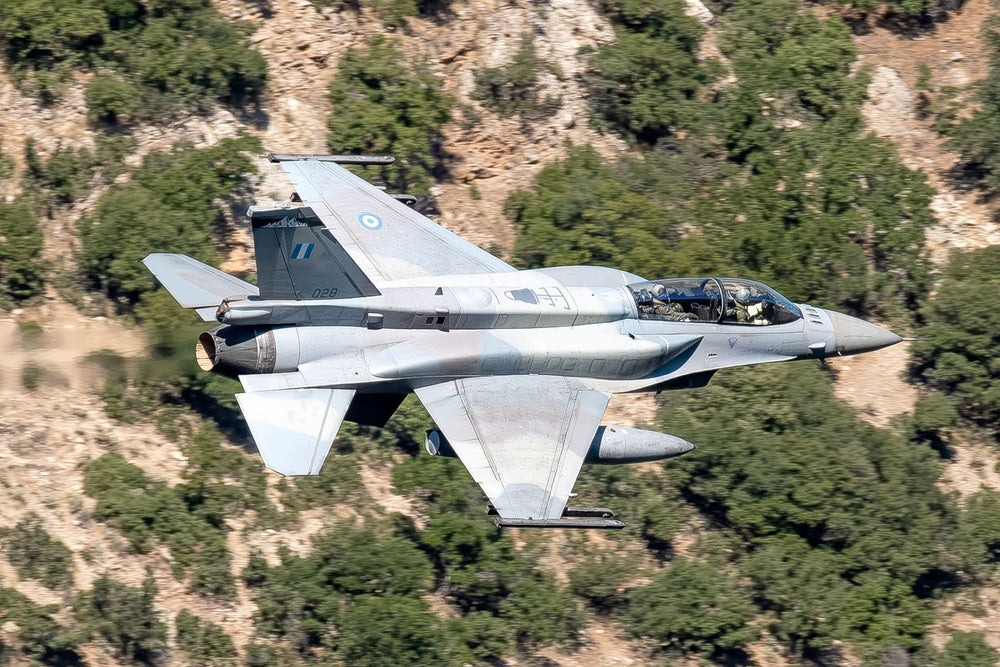 IsraDecal Studio IC-32058 Hellenic AF F-16D Block 52 1:32