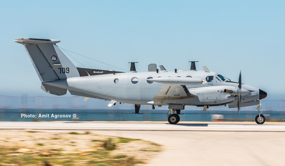 IsraDecal Studio IC-72012 IAF Beechcraft King Air 200 Tzufit Conv 1:72
