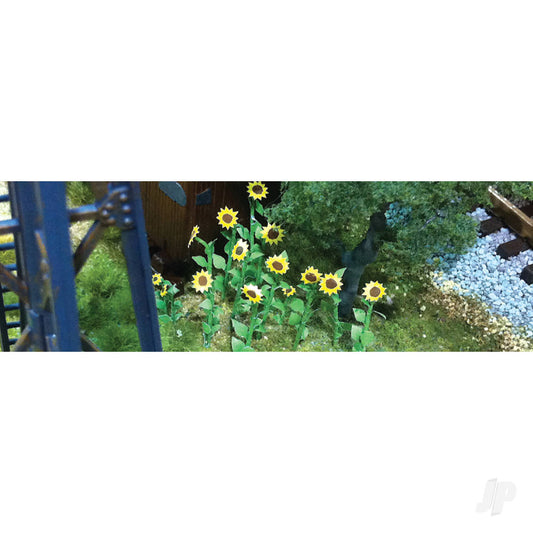 JTT Sunflowers, 2in Tall, O-Scale, (16 per pack) 95524