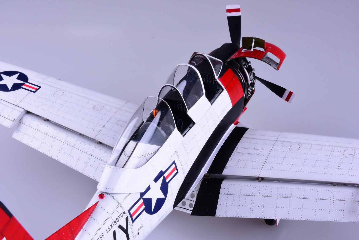 Kitty Hawk Models KH32015 1:32 North-American T-28C Trojan