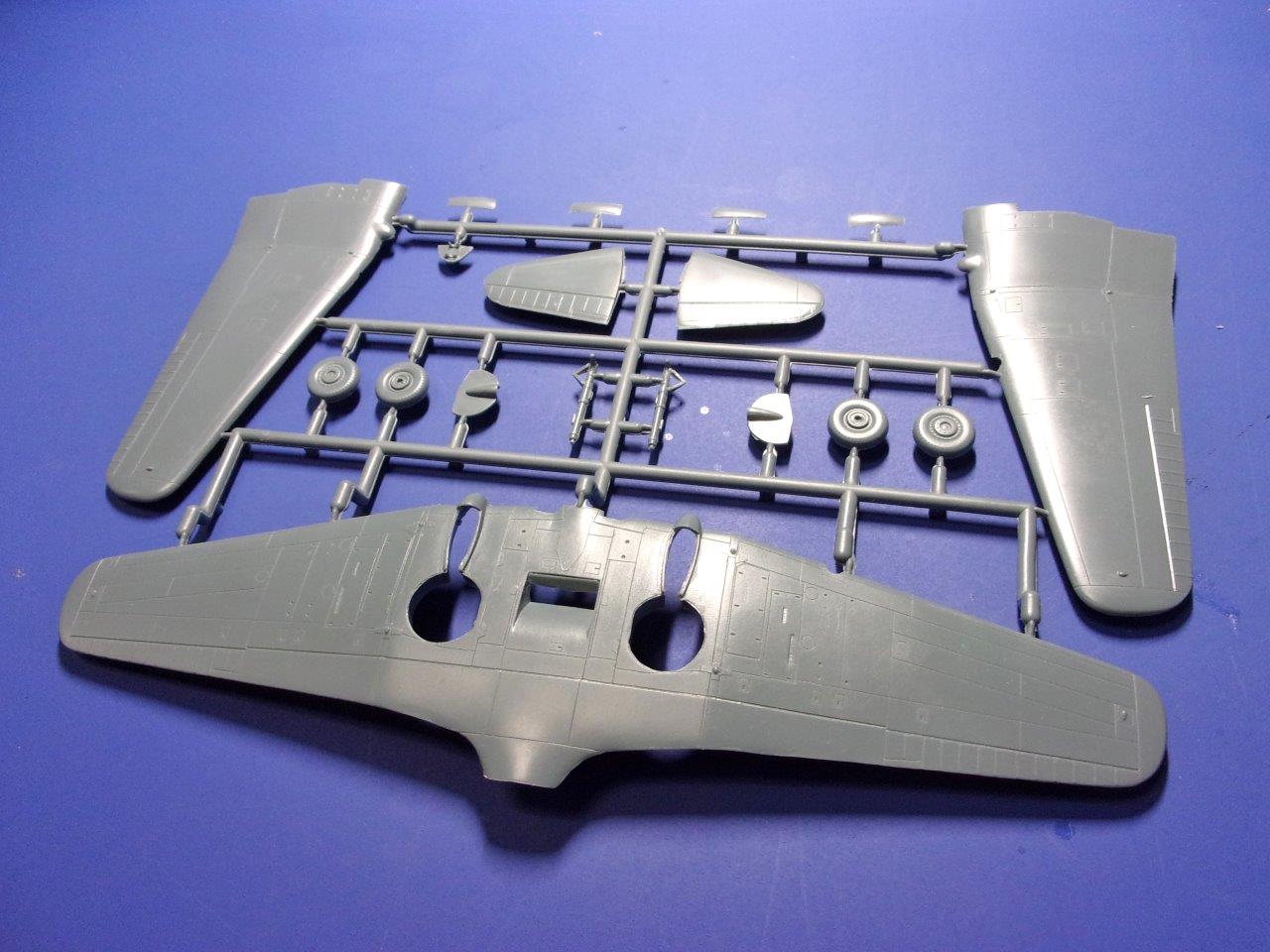 KP KPH7206 Ilyushin Il-10/B-33 Beast Hi-Tech Edition 1:72