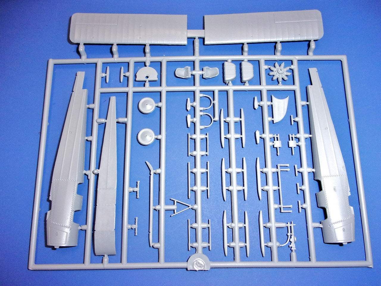 Kovozavody Prostejov KPM72494 1:72 Avro 504K 'Comic' re-box, new parts & decals