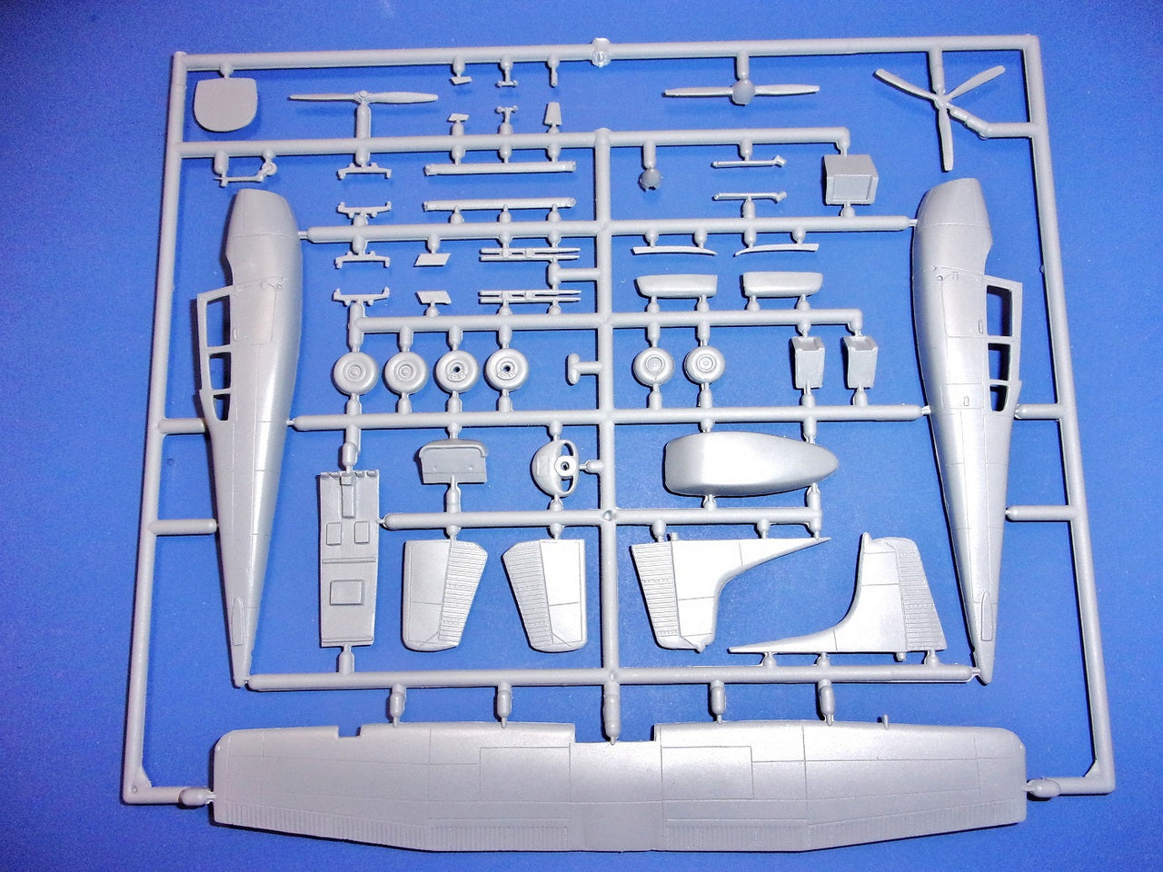 Kovozavody Prostejov KPM72495 1:72 Cessna U-17B 'Asian Users' re-box, new decals