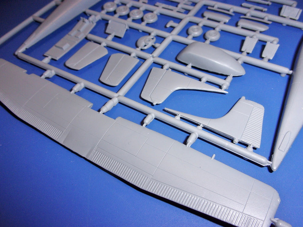 Kovozavody Prostejov KPM72495 1:72 Cessna U-17B 'Asian Users' re-box, new decals