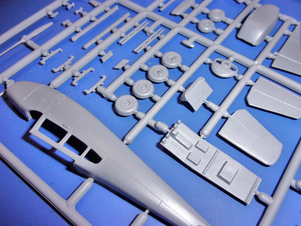 Kovozavody Prostejov KPM72495 1:72 Cessna U-17B 'Asian Users' re-box, new decals