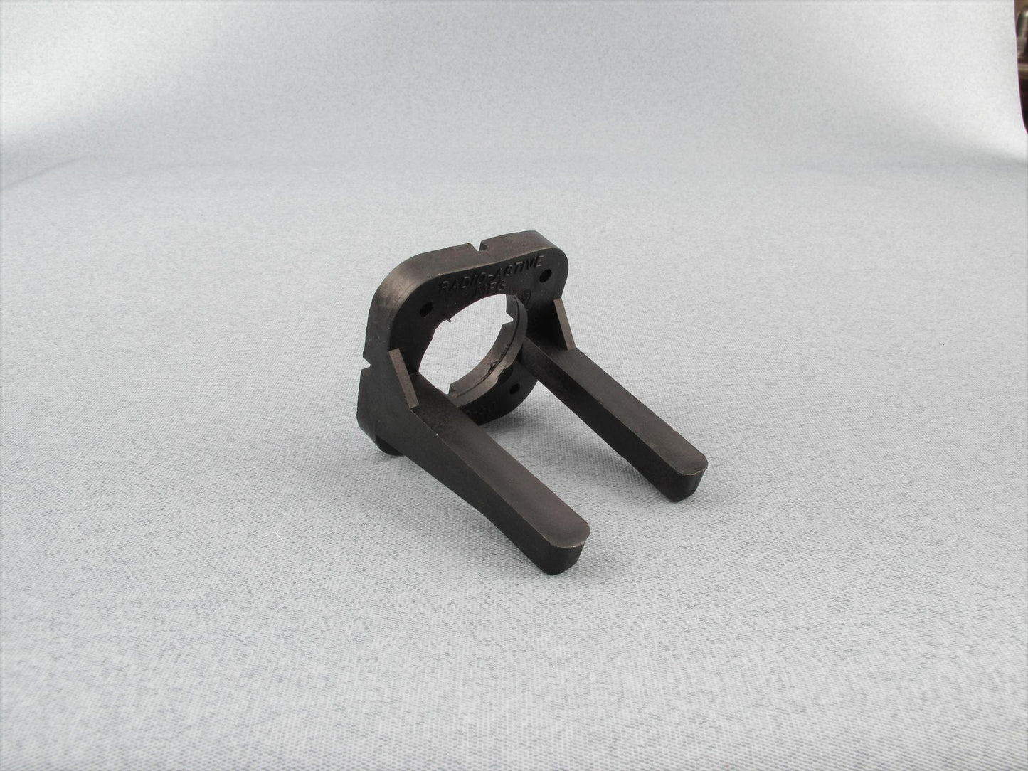 Radio Active Engine Mount 19-30 RAA1077