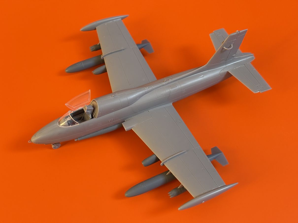 LF Models LFPE7279 Aermacchi MB-326K Impala Fighter Kit 1:72