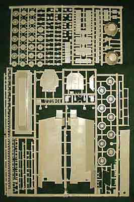 Mach 2 MACHAR02 1:72 Panzerzug BP-44